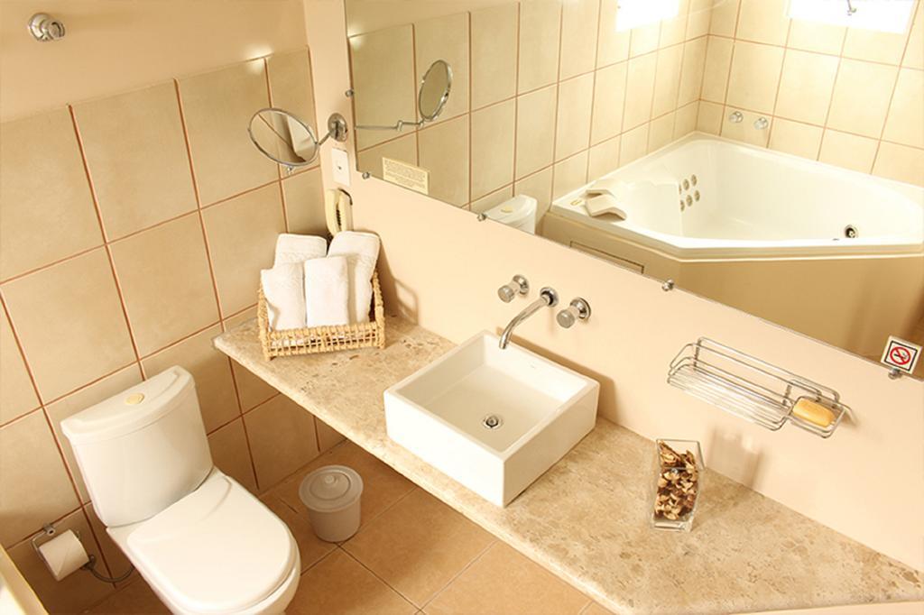 Triple Room,1661130997:JPEG